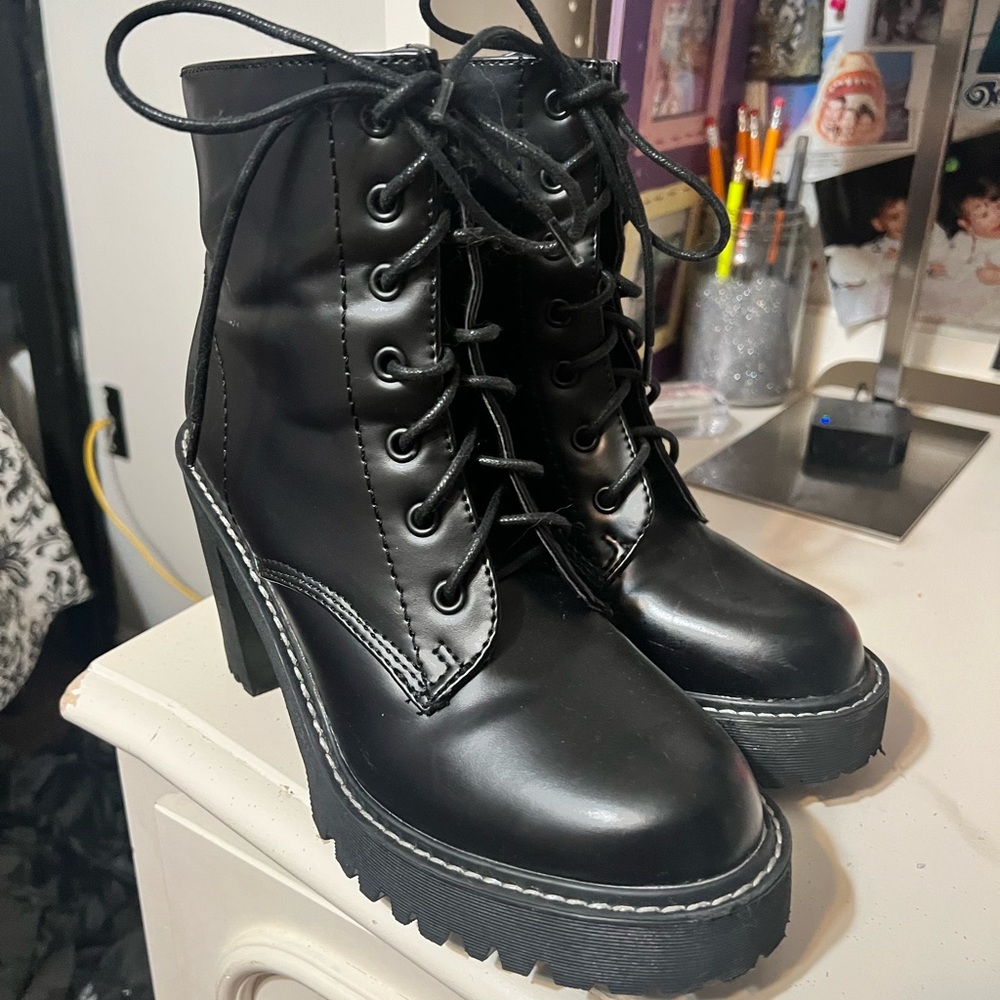 Madden girl lace up booties